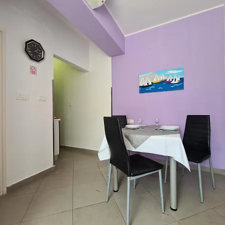 2127 Apartment